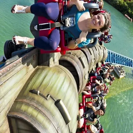 فندق Portaventura Roulette - Includes Unlimited Access To Portaventura Park & 1 Access To Ferrari Land 4*